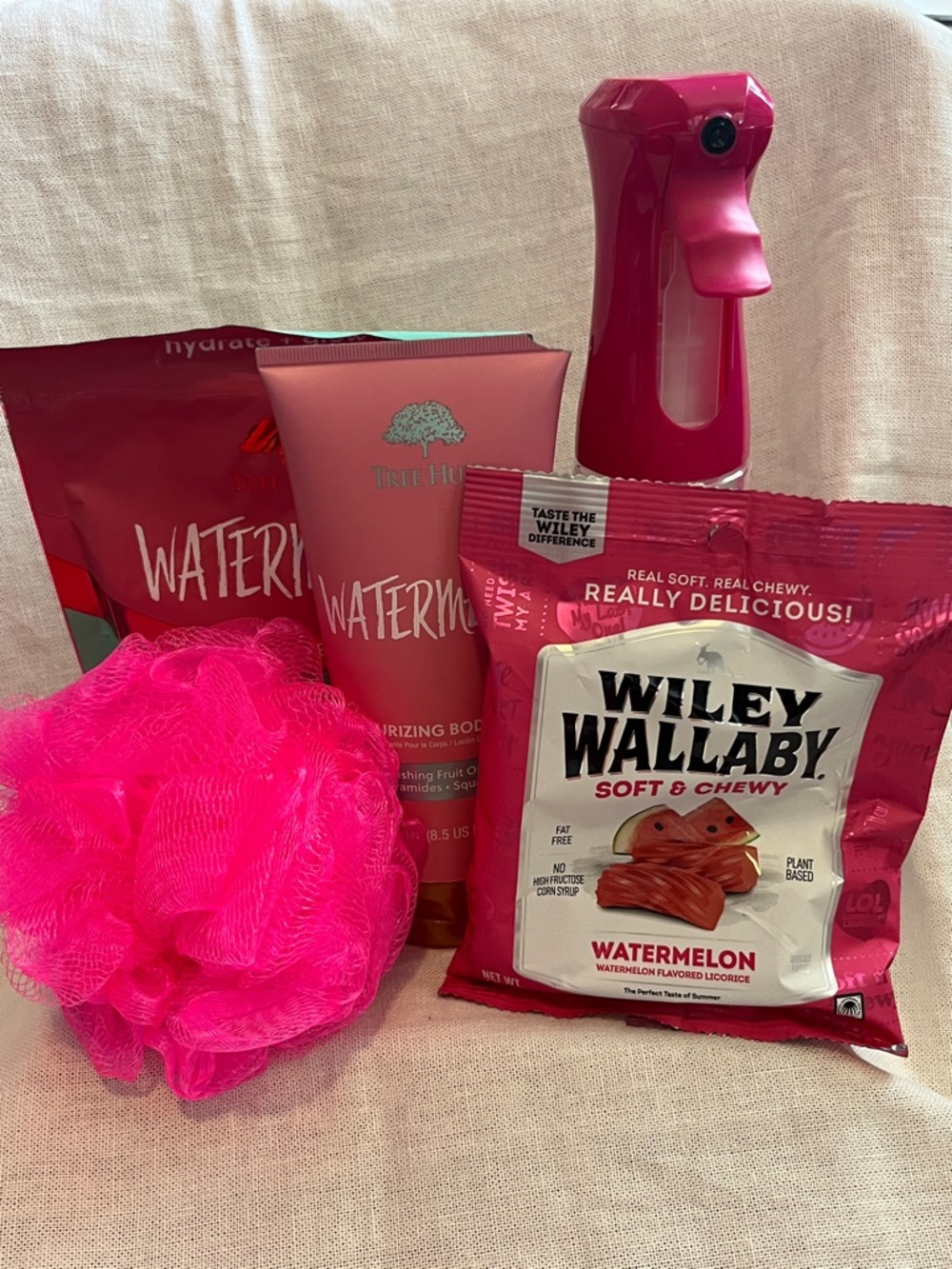 Tree Hut Watermelon Bath & Body Gift Bundle
